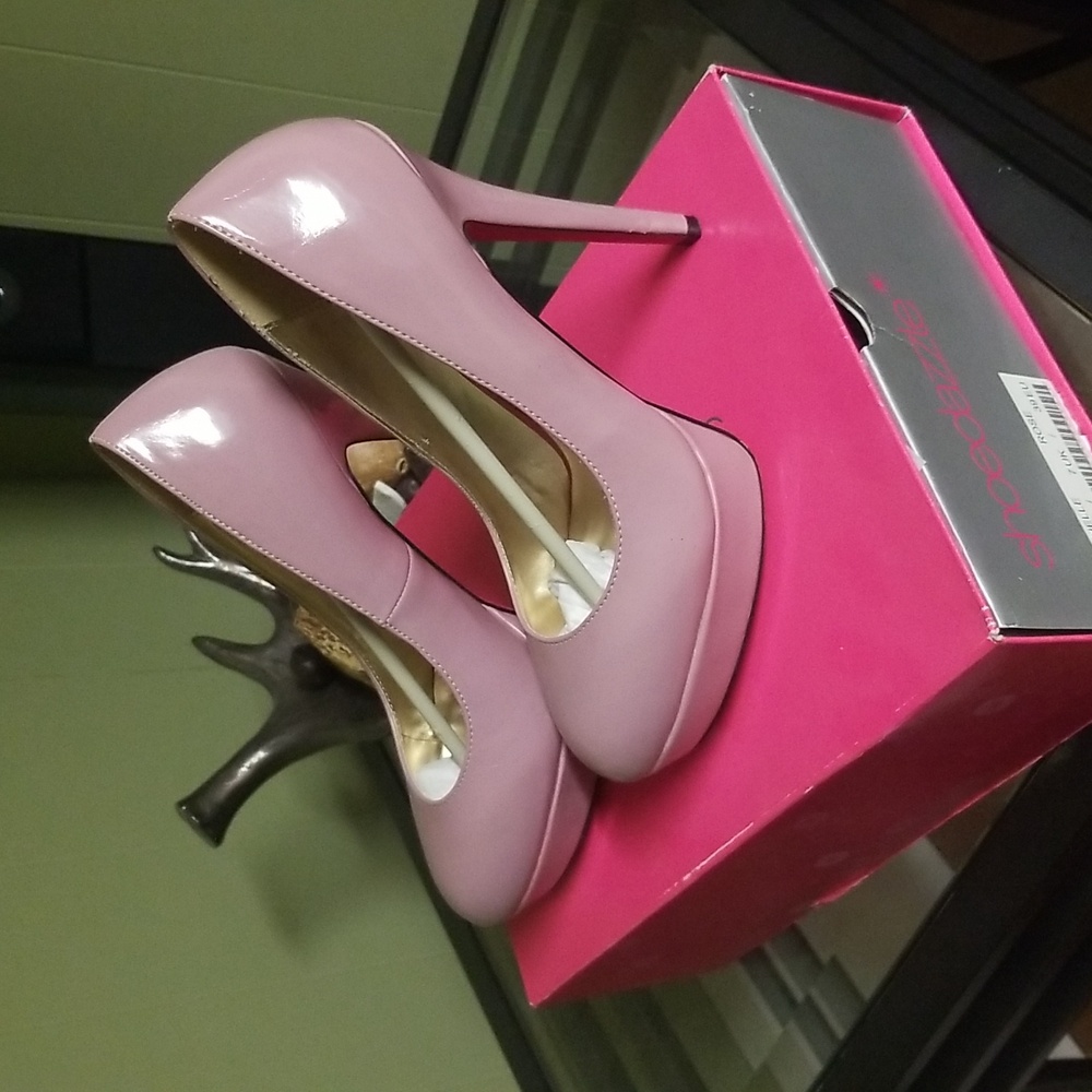 Shoedazzle Heels